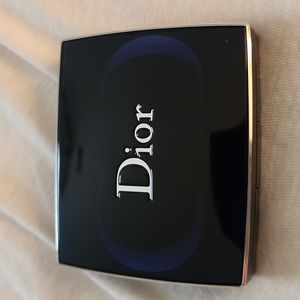DIOR 5 couleurs eyeshadow palette new never used, open box